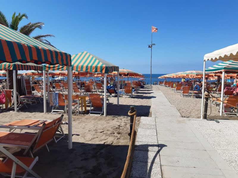Camping Parco Vacanza Partaccia 2 Marina di Massa Eksteriør bilde